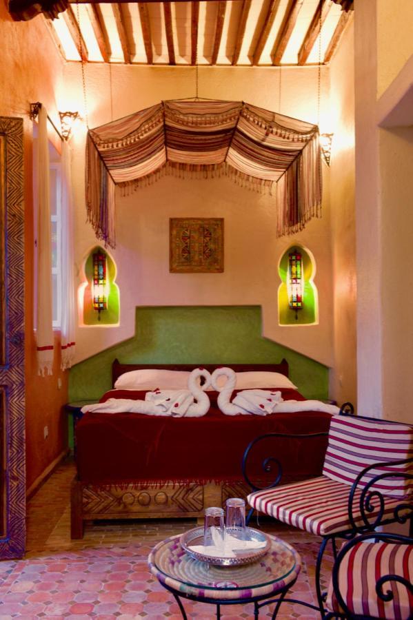 Отель Riad Laylati Эс-Сувейра Экстерьер фото