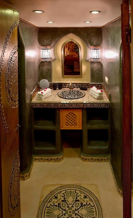 Отель Riad Laylati Эс-Сувейра Экстерьер фото